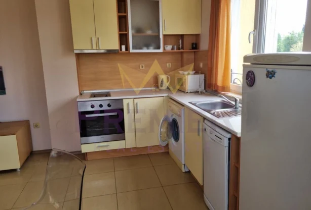 סוכנות נדל״ן - Imoti Premier - imot - 1204325, מחיר: 500 EUR