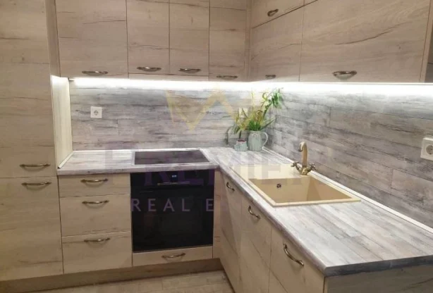 סוכנות נדל״ן - Imoti Premier - imot - 1222270, מחיר: 195000 EUR