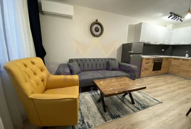 סוכנות נדל״ן - Imoti Premier - imot - 1170677, מחיר: 700 EUR