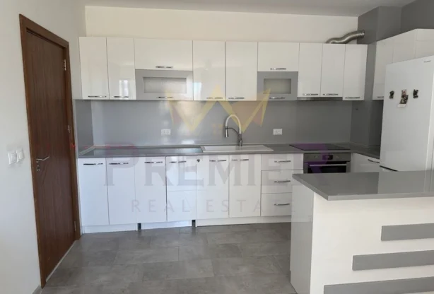 סוכנות נדל״ן - Imoti Premier - imot - 1232164, מחיר: 220000 EUR