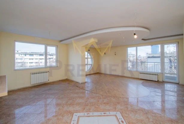 סוכנות נדל״ן - Imoti Premier - imot - 1233084, מחיר: 700000 EUR