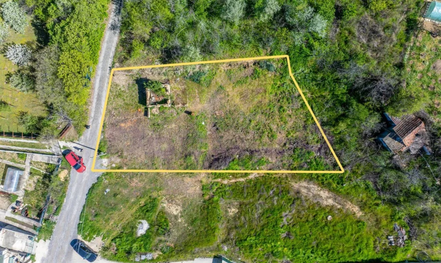 1050 кв.м. ПАРЦЕЛ, м-т Сотира, гр. Варна -  - снимка 2 - Имоти Премиер