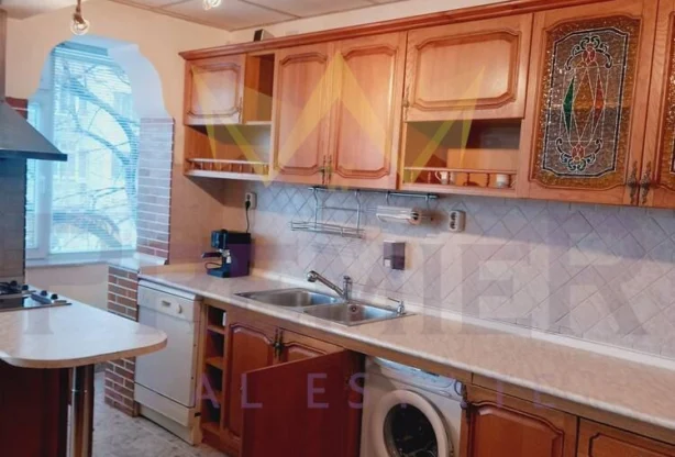 Агенция за недвижими имоти - Имоти Премиер - имот - 1066684, Цена: 680 EUR