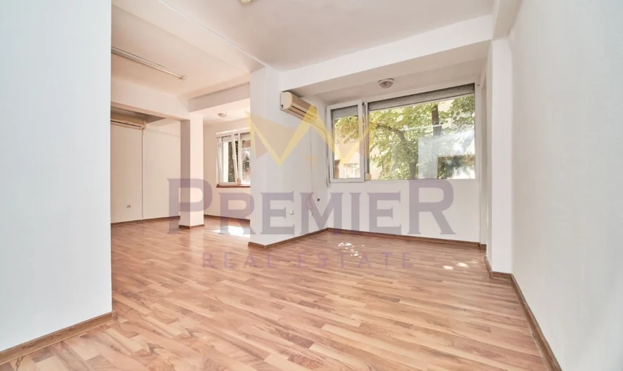 דירה מרובת חדרים ליד קולנוע הקיץ טרקיה, 170 מ״ר -  - snimka 1 - Imoti Premier