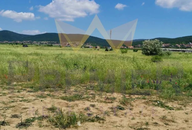 Агенция за недвижими имоти - Имоти Премиер - имот - 1077342, Цена: 32000 EUR