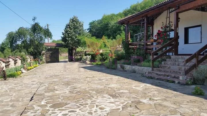 Агенция за недвижими имоти - Имоти Премиер - имот - 812566, Цена: 155000 EUR