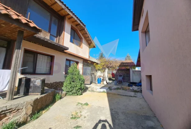 Агенция за недвижими имоти - Имоти Премиер - имот - 715131, Цена: 100000 EUR