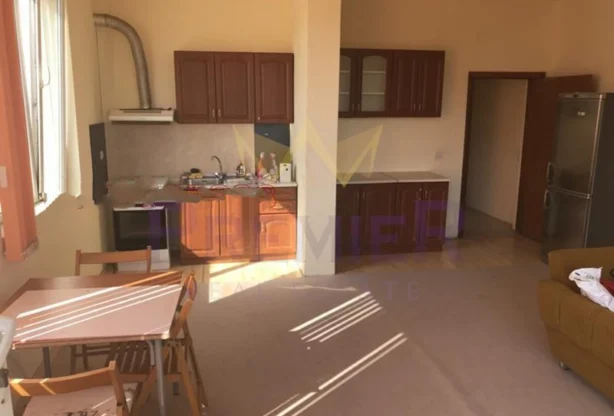 סוכנות נדל״ן - Imoti Premier - imot - 1201937, מחיר: 400 EUR