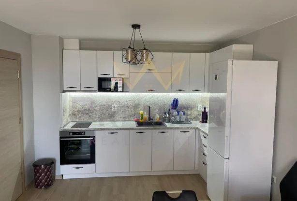 סוכנות נדל״ן - Imoti Premier - imot - 1232951, מחיר: 700 EUR