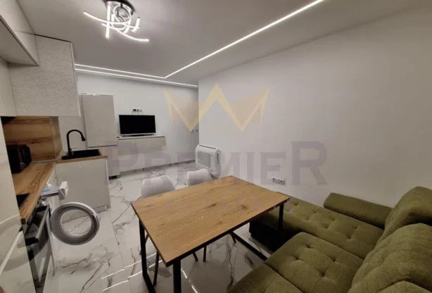 סוכנות נדל״ן - Imoti Premier - imot - 1249753, מחיר: 550 EUR