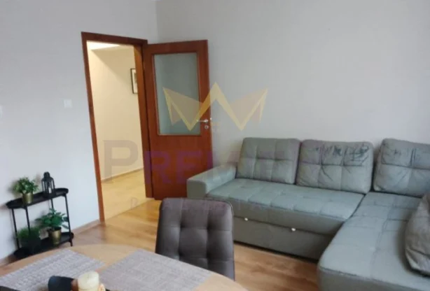 סוכנות נדל״ן - Imoti Premier - imot - 1201935, מחיר: 550 EUR