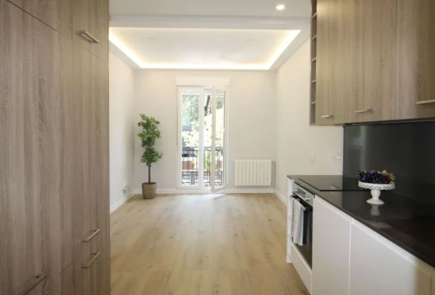סוכנות נדל״ן - Imoti Premier - imot - 1207595, מחיר: 550000 EUR