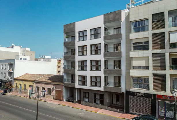סוכנות נדל״ן - Imoti Premier - imot - 1231771, מחיר: 468500 EUR