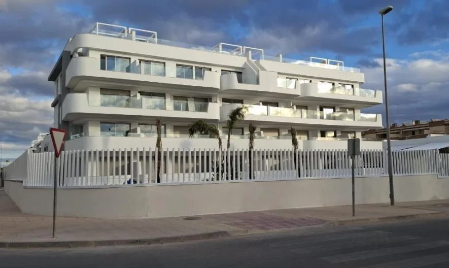 דירה באוריואלה קוסטה, אליקנטה (2 חדרי שינה, 2 חדרי רחצה) -  - snimka 1 - Imoti Premier