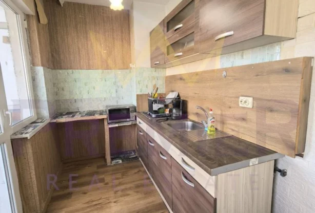 סוכנות נדל״ן - Imoti Premier - imot - 1253406, מחיר: 300 EUR