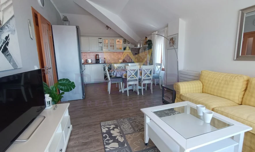 2-bedroom luxury apartment with a huge terrace and incredible sea panorama -  - snimka 10 - Imoti Premier
