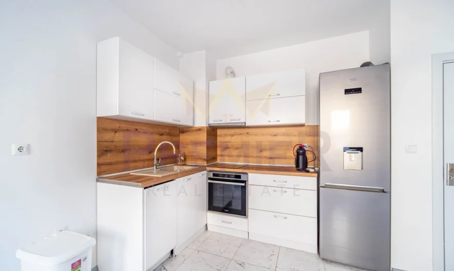 2-Room, City Center, Parking Space -  - snimka 2 - Imoti Premier