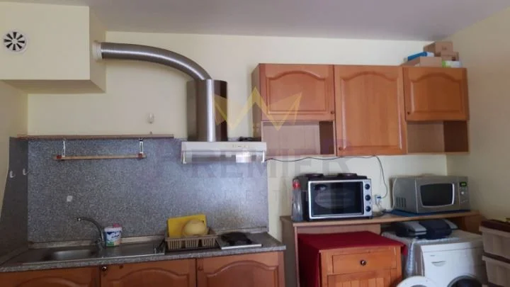 2-стаен апартамент, Левски 1, гр.Варна -  - снимка 11 - Имоти Премиер