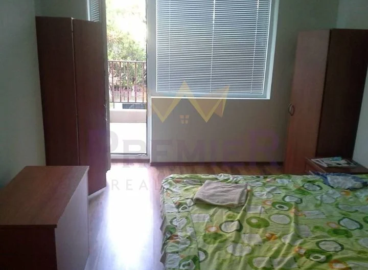 2-стаен апартамент, Левски 1, гр.Варна -  - снимка 15 - Имоти Премиер