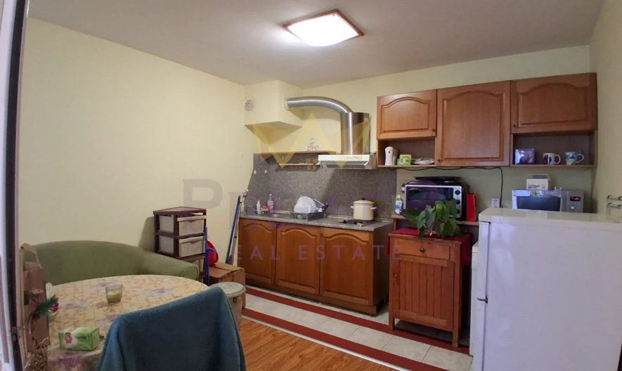 2-стаен апартамент, Левски 1, гр.Варна -  - снимка 6 - Имоти Премиер