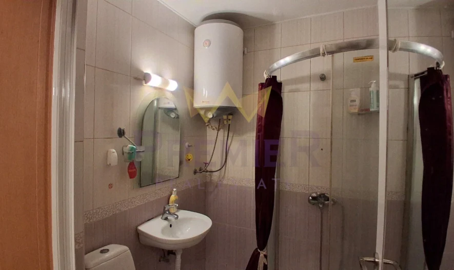 2-стаен апартамент, Левски 1, гр.Варна -  - снимка 7 - Имоти Премиер