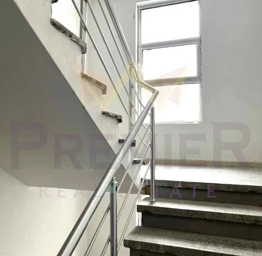 2-стаен апартамент с отлична локация в кв. Белите Брези -  - снимка 7 - Имоти Премиер