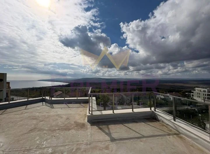 2-стаен апартамент в бутикова сграда с впечатляваща морска панорама в гр. Бяла, обл. Варна. -  - снимка 6 - Имоти Премиер