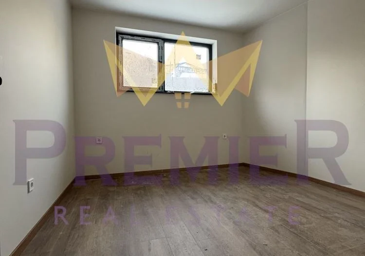 2-стаен кабинет в бутикова модерна сграда в квартал Бриз -  - снимка 1 - Имоти Премиер