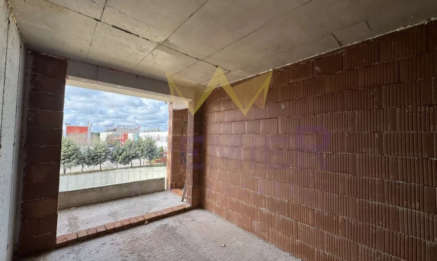 2-СТАЕН, МЛАДОСТ - - снимка 3 - Имоти Премиер