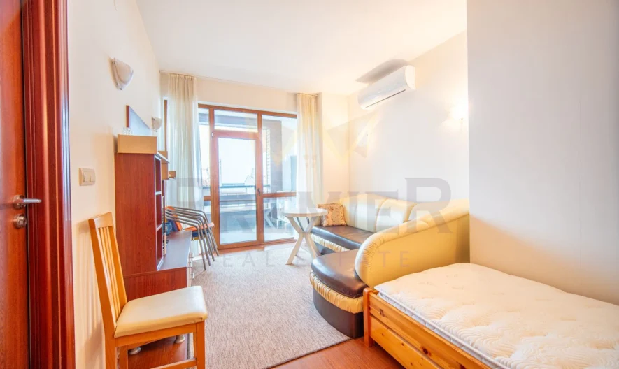 2-стаен на първа линия с частична гледка море и закрито паркомясто в к.к. Бялата Лагуна, гр. Балчик - - снимка 1 - Имоти Премиер