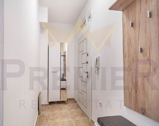 2-стаен, Център, Паркомясто -  - снимка 13 - Имоти Премиер