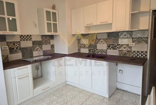 Агенция за недвижими имоти - Имоти Премиер - имот - 1197910, Цена: 850 EUR