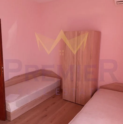 22037 -  - снимка 8 - Имоти Премиер