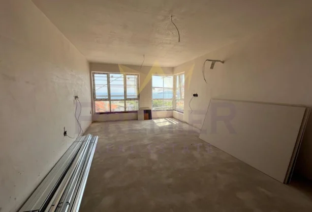 Агенция за недвижими имоти - Имоти Премиер - имот - 1183489, Цена: 215000 EUR