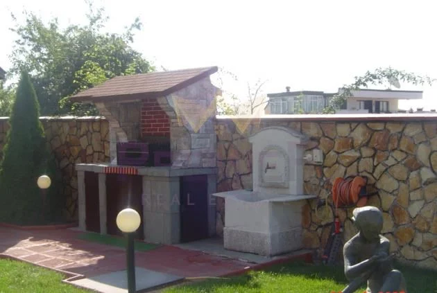 23305 - - снимка 35 - Имоти Премиер