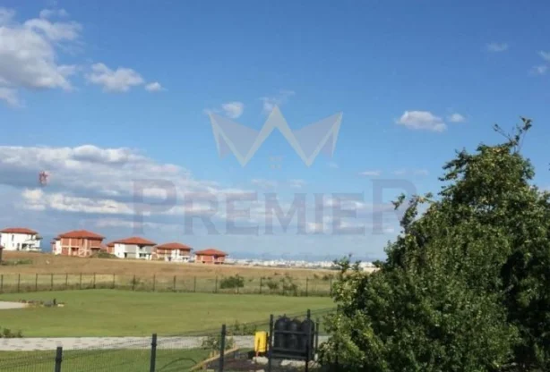 Агенция за недвижими имоти - Имоти Премиер - имот - 947136, Цена: 40600 EUR