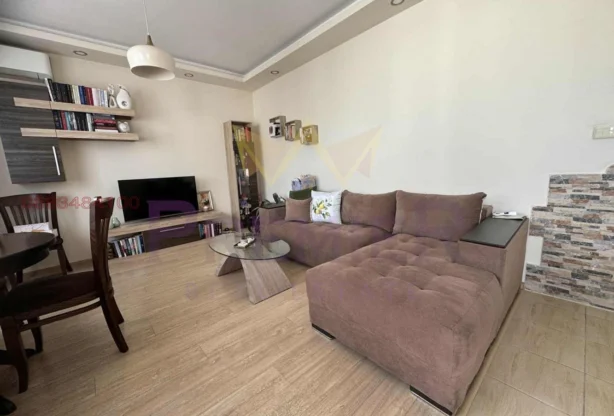 Агенция за недвижими имоти - Имоти Премиер - имот - 1073949, Цена: 550 EUR