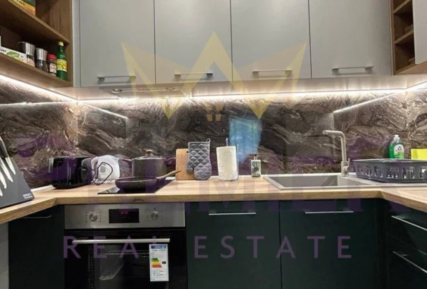 Агенция за недвижими имоти - Имоти Премиер - имот - 990127, Цена: 1278.23 EUR