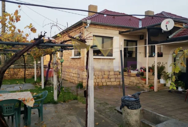 Агенция за недвижими имоти - Имоти Премиер - имот - 1185593, Цена: 100000 EUR