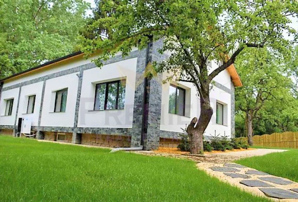 Агенция за недвижими имоти - Имоти Премиер - имот - 766174, Цена: 475000 EUR