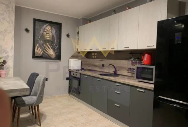 סוכנות נדל״ן - Imoti Premier - imot - 1088396, מחיר: 766.938 EUR