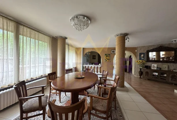 סוכנות נדל״ן - Imoti Premier - imot - 1247231, מחיר: 1250000 EUR