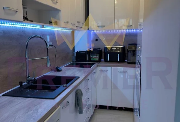 סוכנות נדל״ן - Imoti Premier - imot - 1097485, מחיר: 300000 EUR