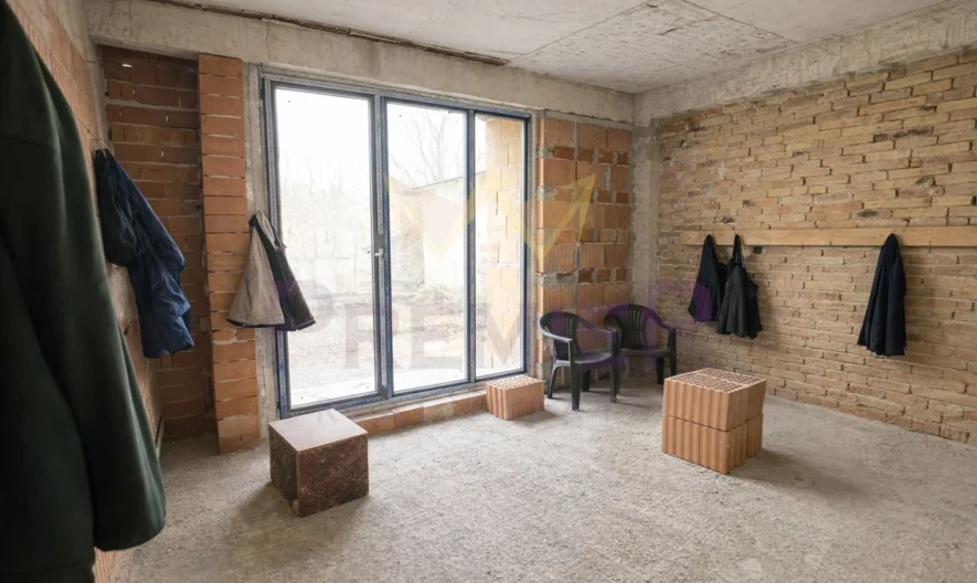 3-стаен апартамент – Колхозен пазар - - снимка 6 - Имоти Премиер