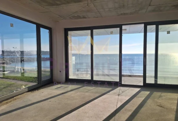 Агенция за недвижими имоти - Имоти Премиер - имот - 1155497, Цена: 365000 EUR