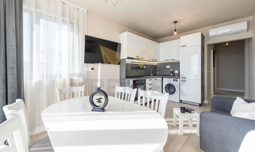 3-стаен апартамент на плажа на Кабакум - - снимка 1 - Имоти Премиер