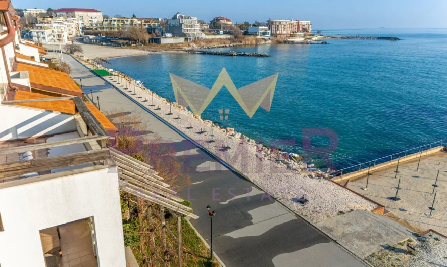 3-стаен апартамент с невероятна морска панорама в к.к. Бялата Лагуна (местност Икантълъка) – гр. Балчик, обл. Добрич. - - снимка 2 - Имоти Премиер