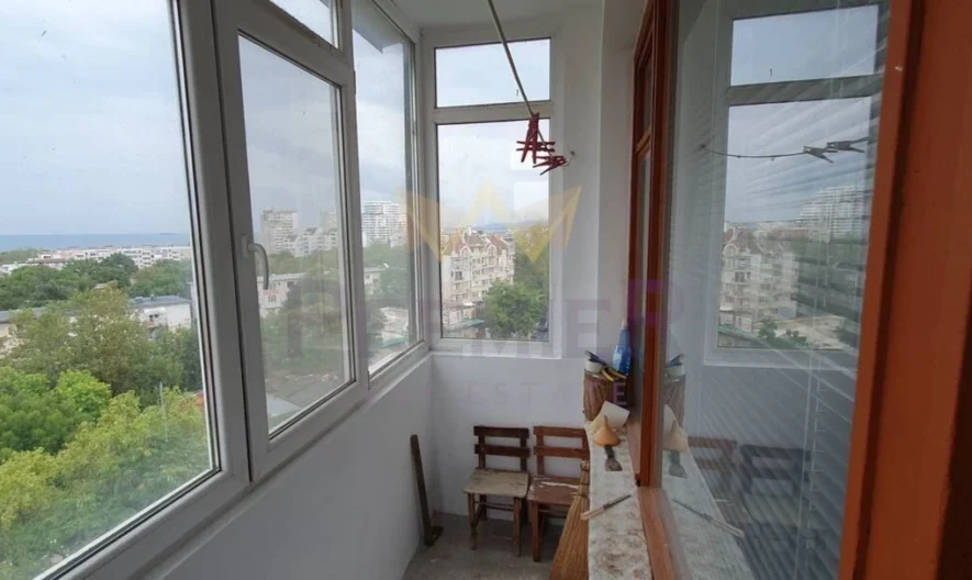 3-стаен апартамент с отлична локация в кв. Лазур -  - снимка 7 - Имоти Премиер