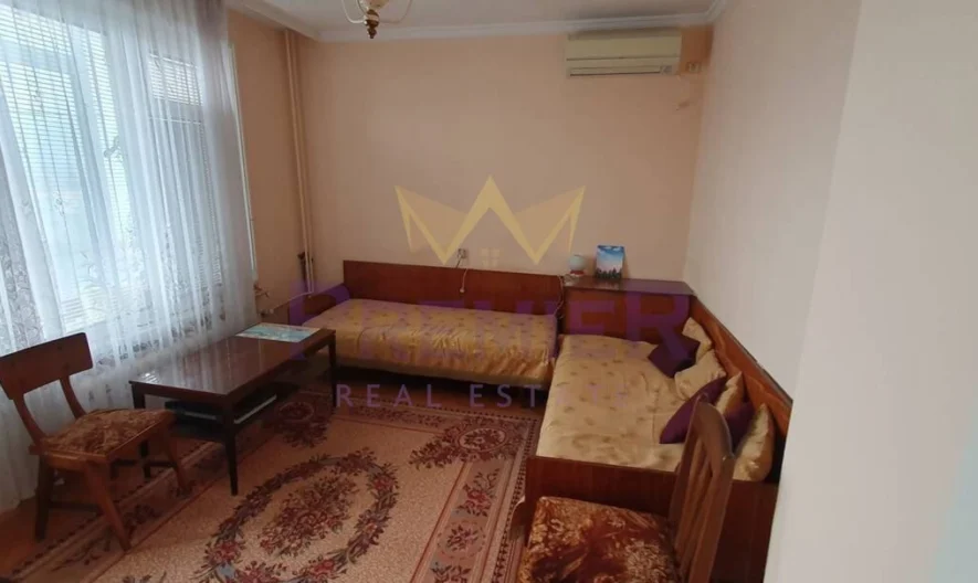 3-стаен апартамент с отлична локация в кв. Лазур -  - снимка 9 - Имоти Премиер