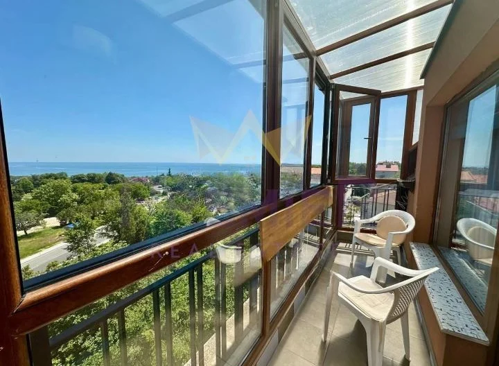 3-стаен апартамент в Галата с морска панорама -  - снимка 9 - Имоти Премиер